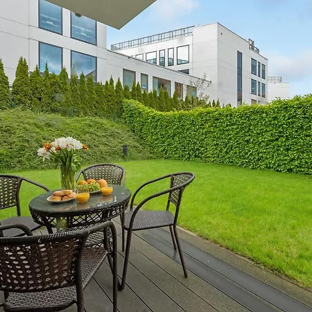 Golden Bay - Nowe Orlowo Apartment *